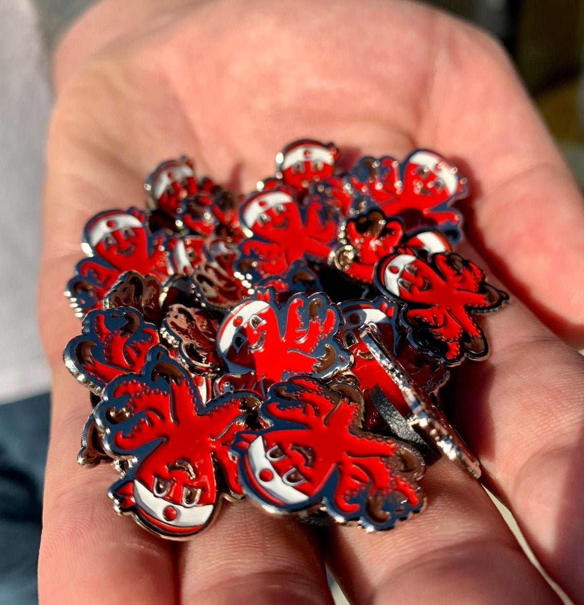Red Octo Pin X8